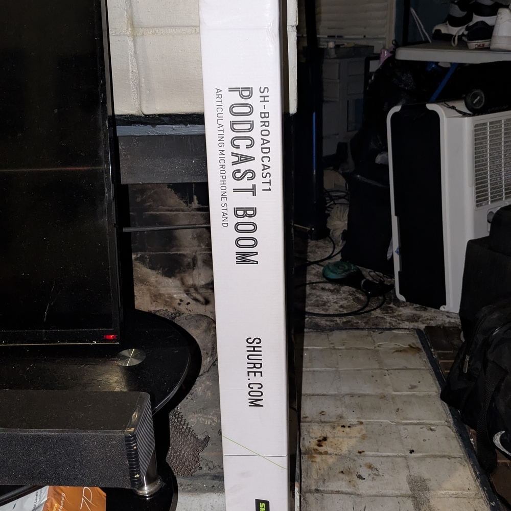 Shure White Articulating Microphone Stand - Picture 5 of 5